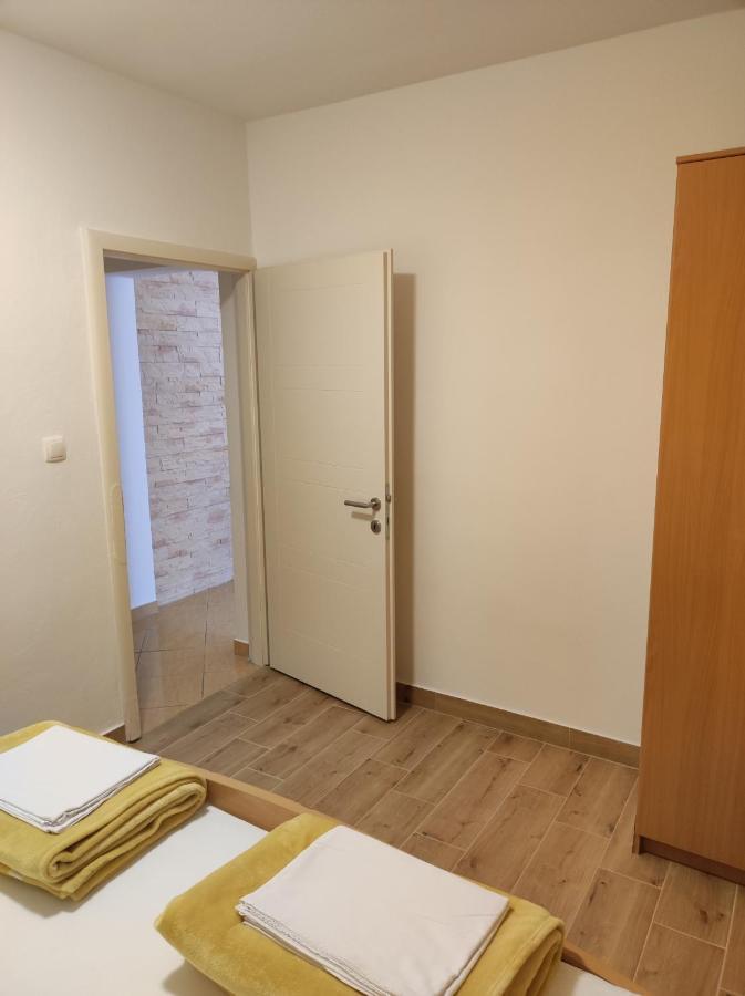 Apartments Katica Metajna Kültér fotó